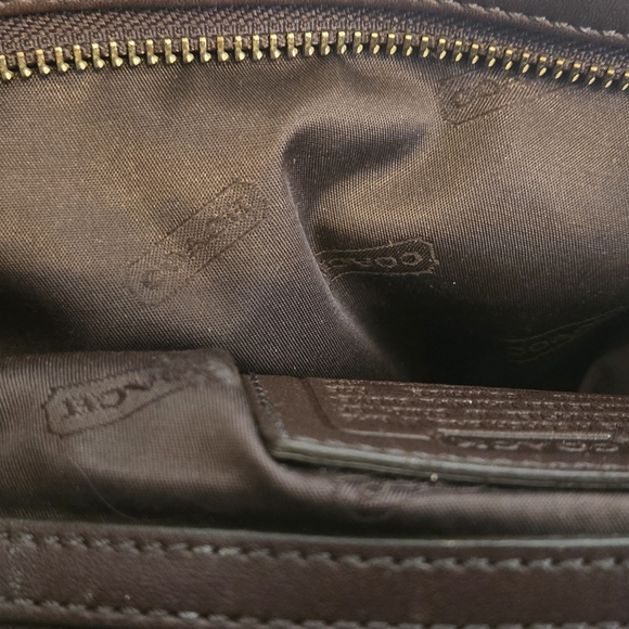 Coach Brown Leather Tote Bag E23-9846.